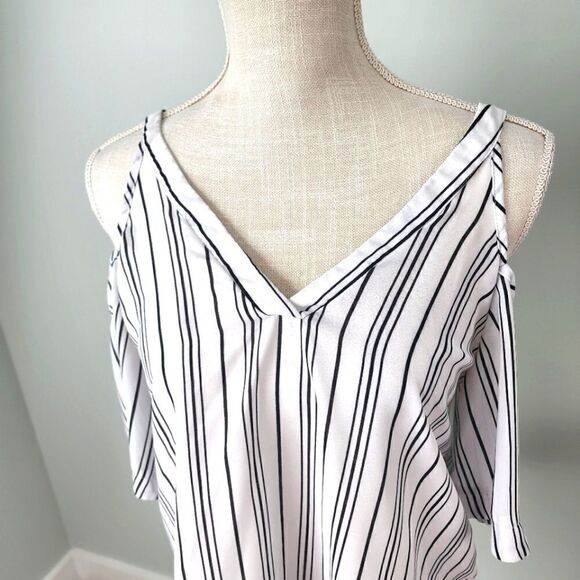 SIENNA SKY WOMEN'S STRIPED BLOUSE COLD SHOULDER V NECK AND BACK SIZE SMALL - Picture 2 of 7
